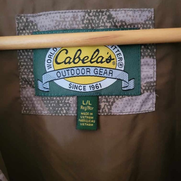 EUC Cabela's Outdoor Gear Camo Vest - Picture 4 of 5